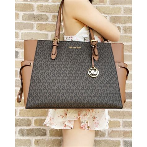 michael kors jet set two tone tote|Michael Kors jet set large.